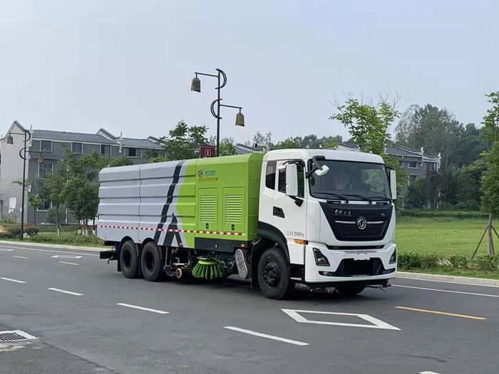 東風(fēng)天龍洗掃車